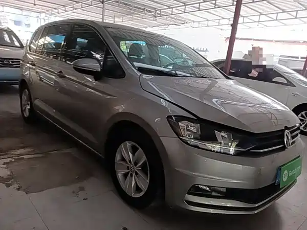 Volkswagen Touran 2016