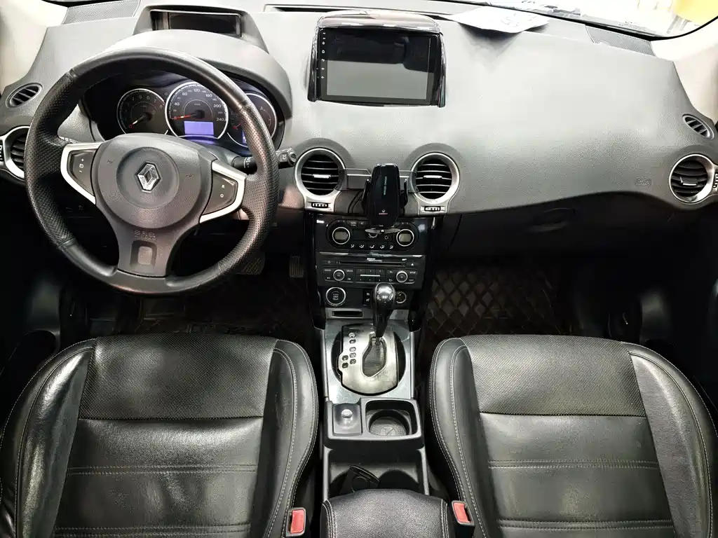 Renault Koleos 2016 — фото 13