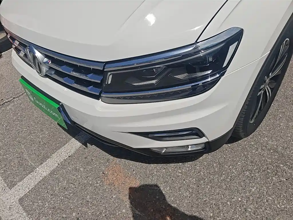 Volkswagen Tiguan L 2017 — фото 24