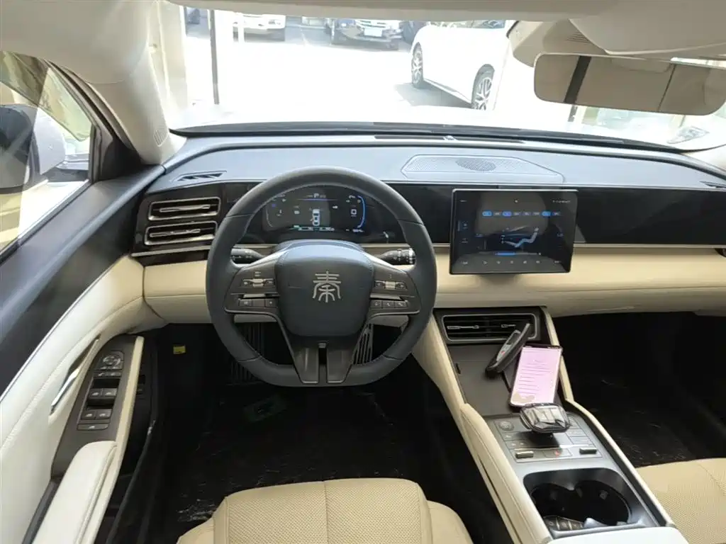 BYD Qin L 2025 — фото 11