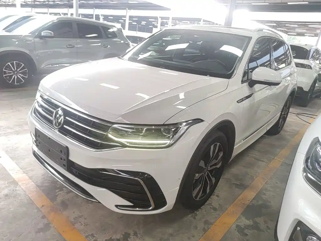 Volkswagen Tiguan L 2021