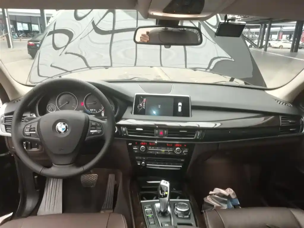 BMW X5 2016 — фото 10