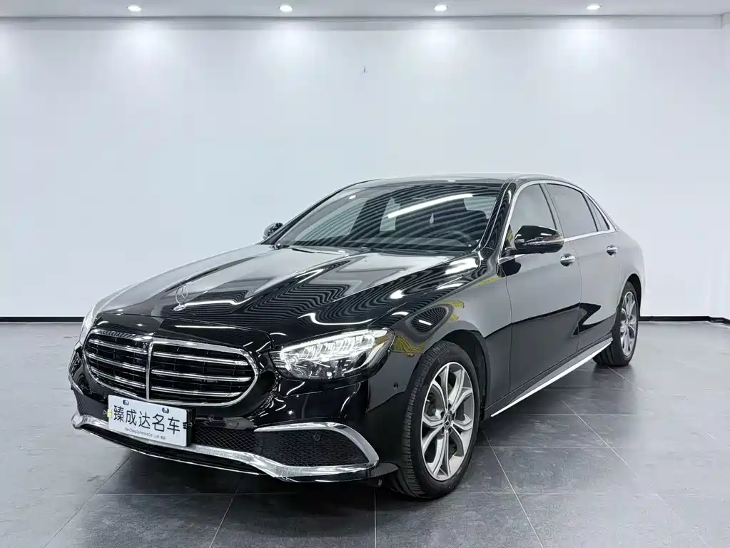Mercedes-Benz E-Class 2022 — фото 1
