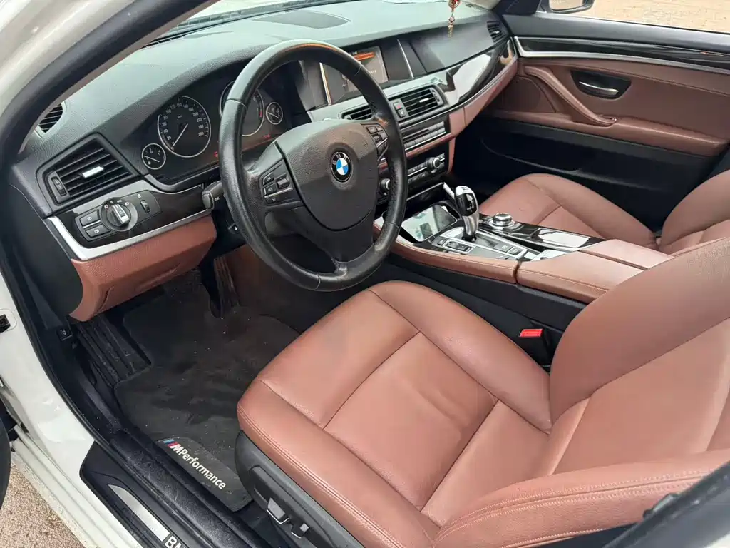 BMW 5 Series 2016