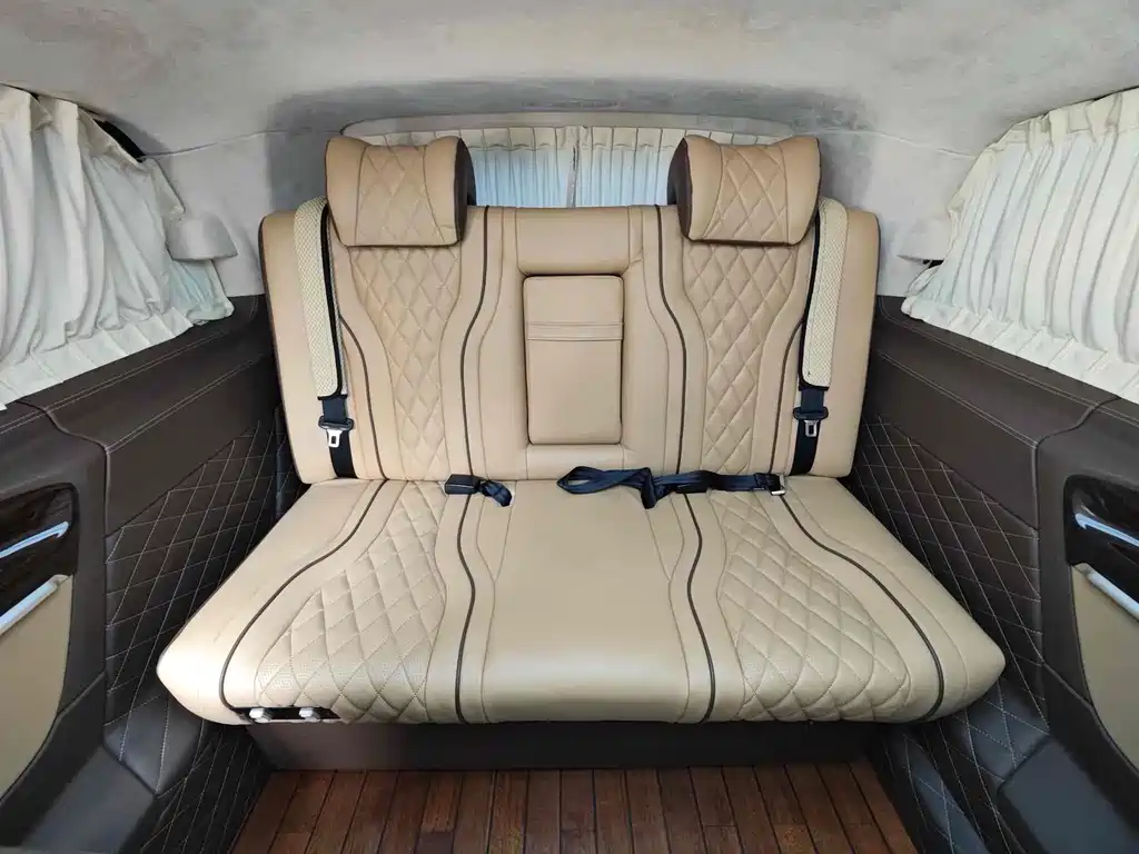 Mercedes-Benz Vito 2018 — фото 17