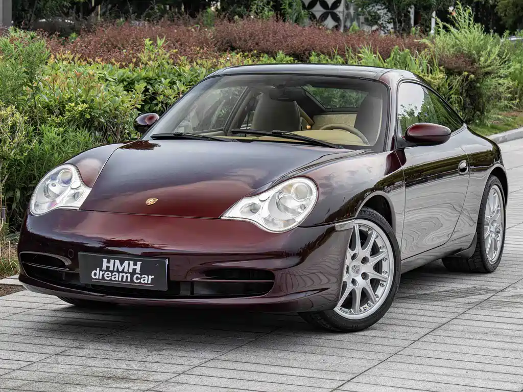 Porsche 911 2004