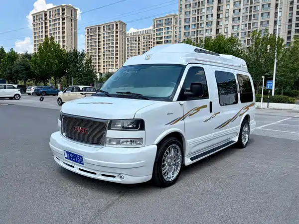 GMC SAVANA 2013