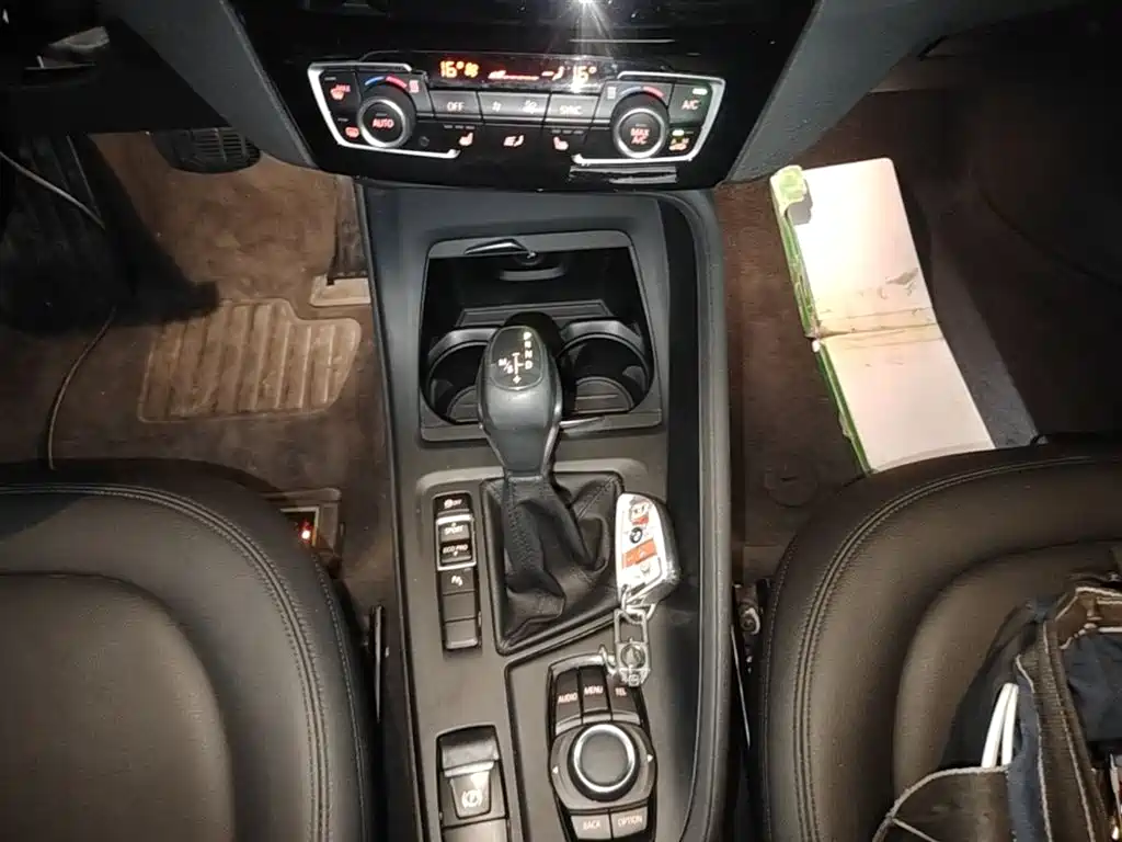 BMW X1 2017 — фото 14