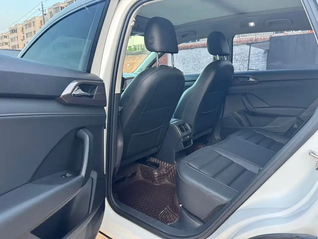 Volkswagen Tharu 2022