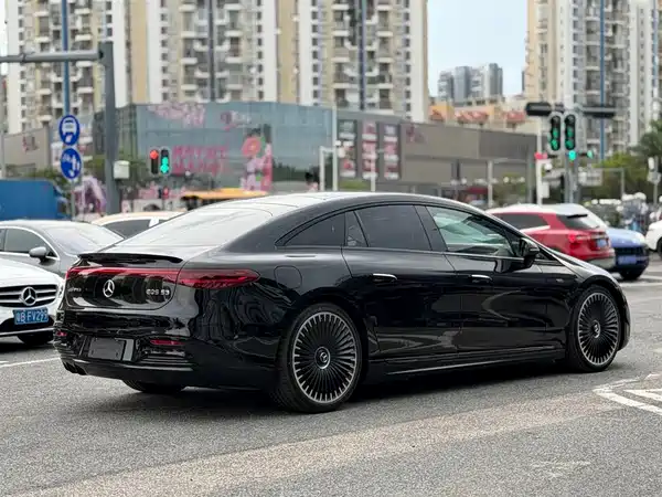 Mercedes-Benz EQS AMG 2022