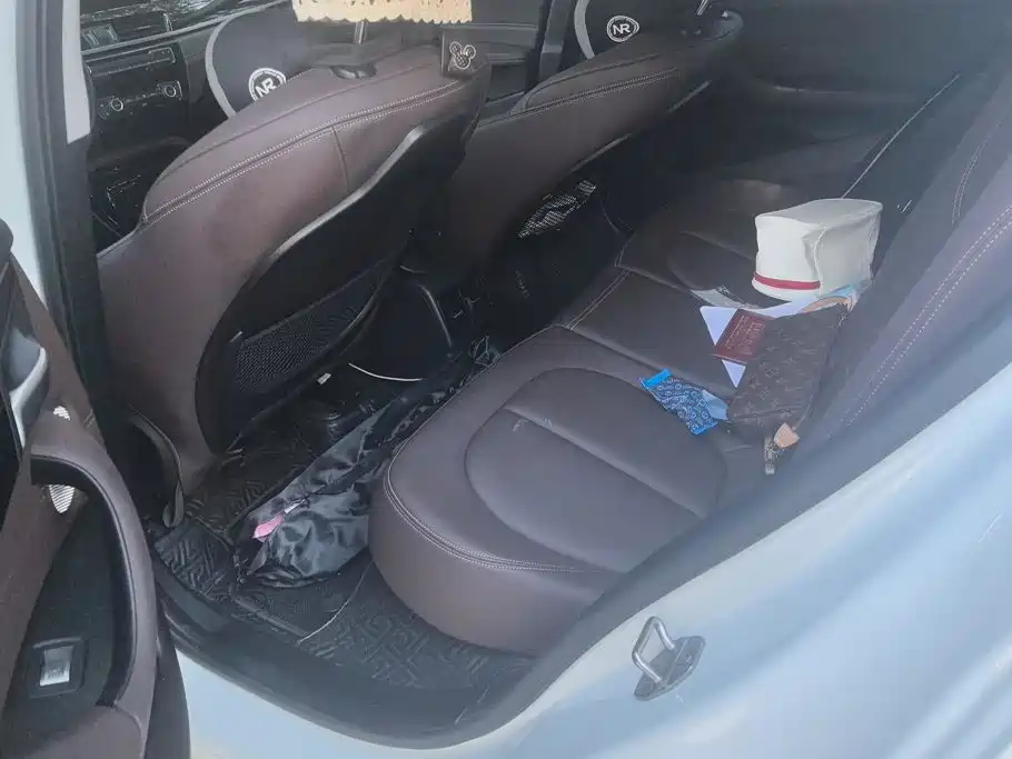 BMW X2 2023 — фото 11