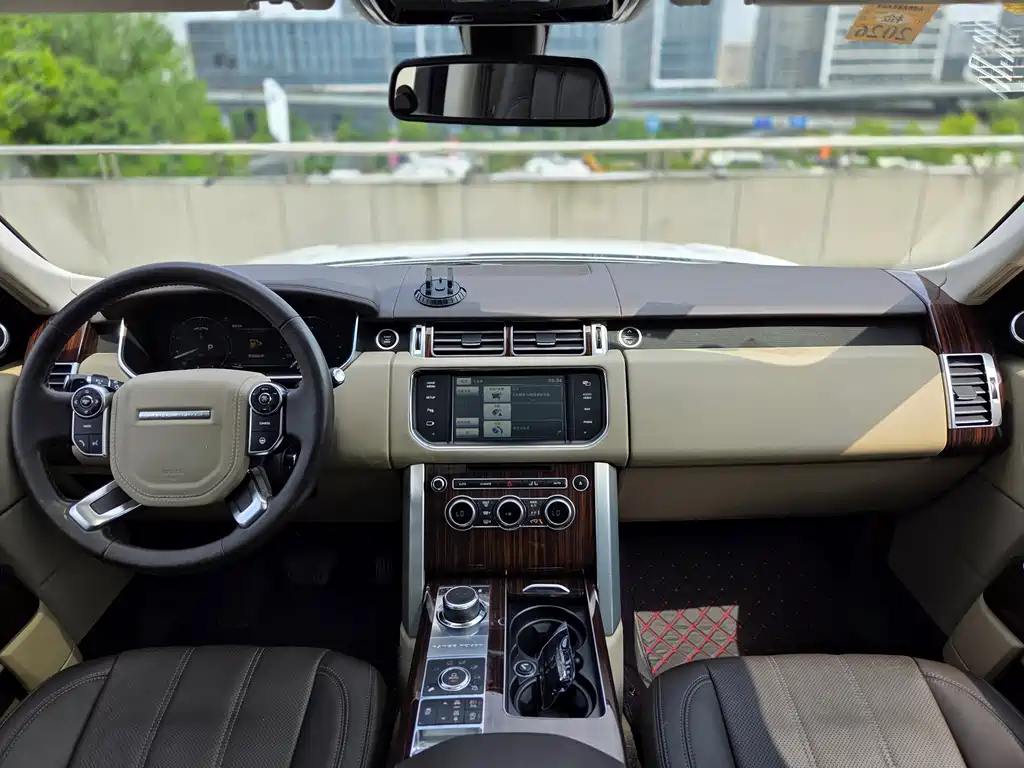 Land Rover Range Rover 2015 — фото 10