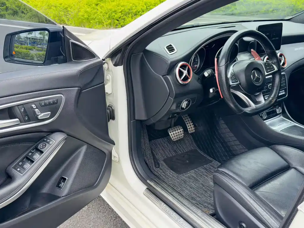 Mercedes-Benz CLA 2017 — фото 35