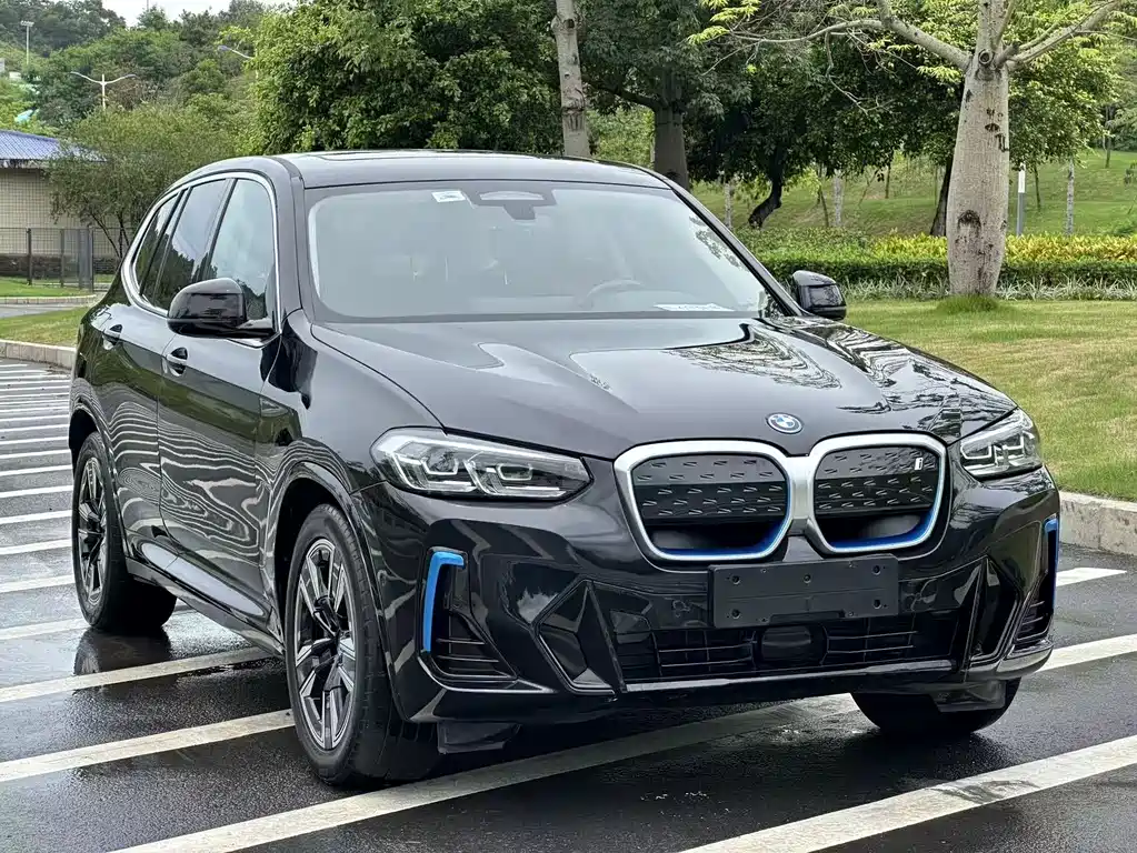 BMW iX3 2022 — фото 3