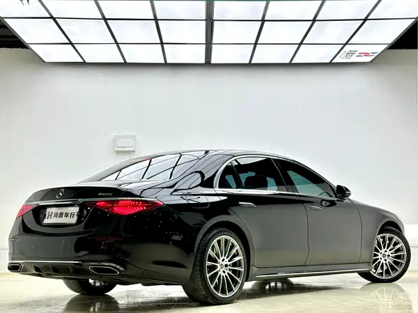 Mercedes-Benz S-Class 2021