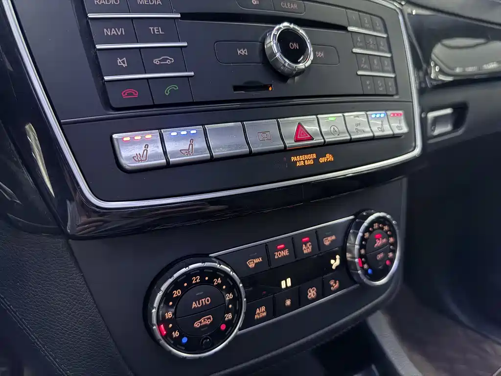 Mercedes-Benz GLS AMG 2018 — фото 21
