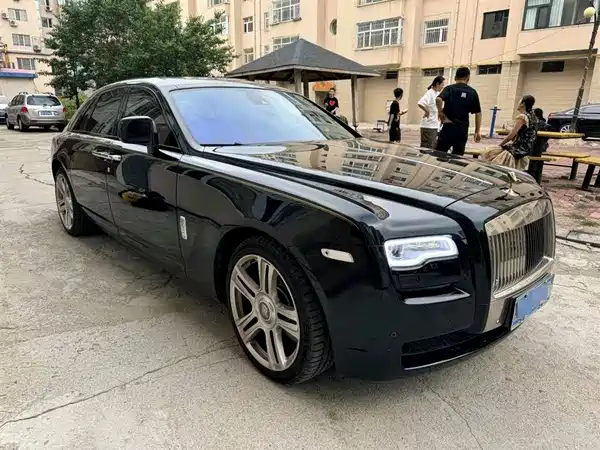 Rolls-Royce Ghost 2011