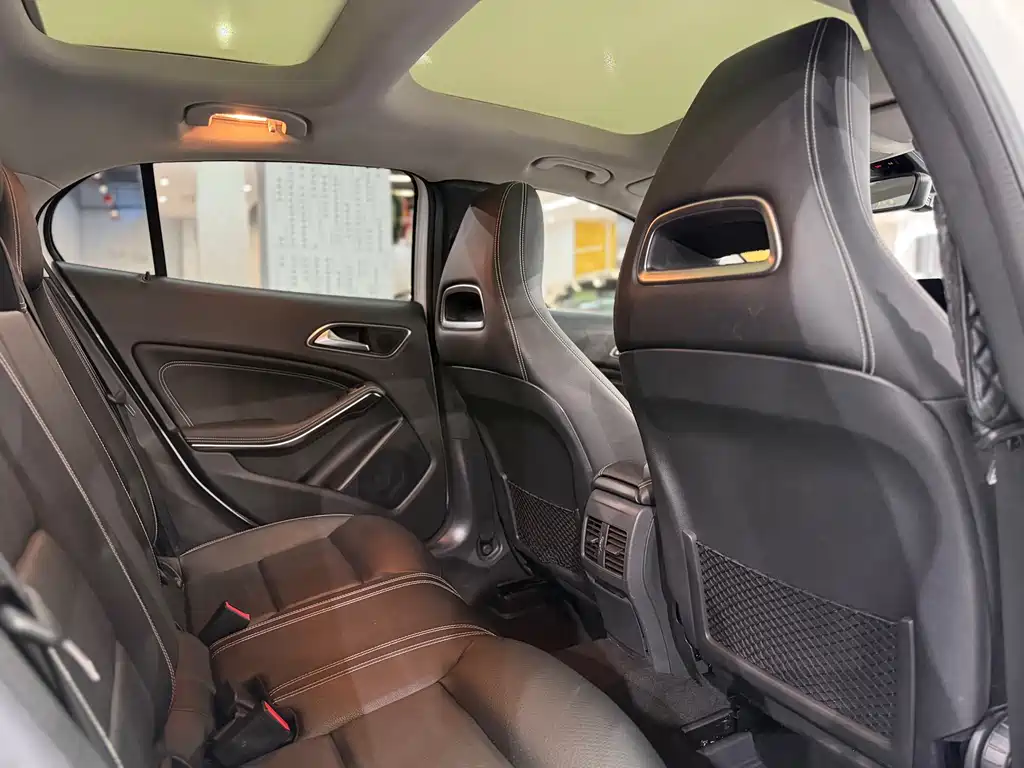 Mercedes-Benz GLA 2019 — фото 13