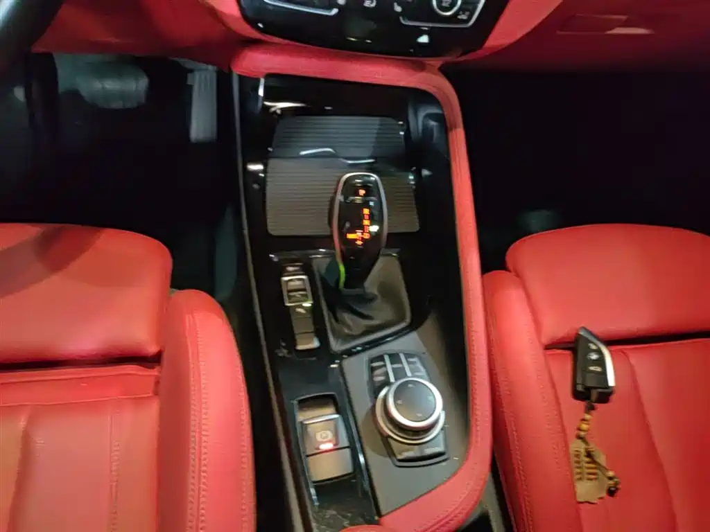 BMW X2 2020 — фото 14
