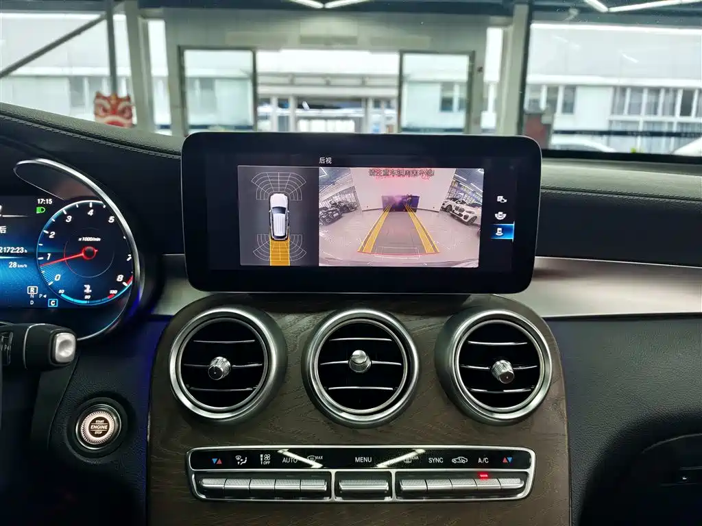 Mercedes-Benz GLC 2020 — фото 16