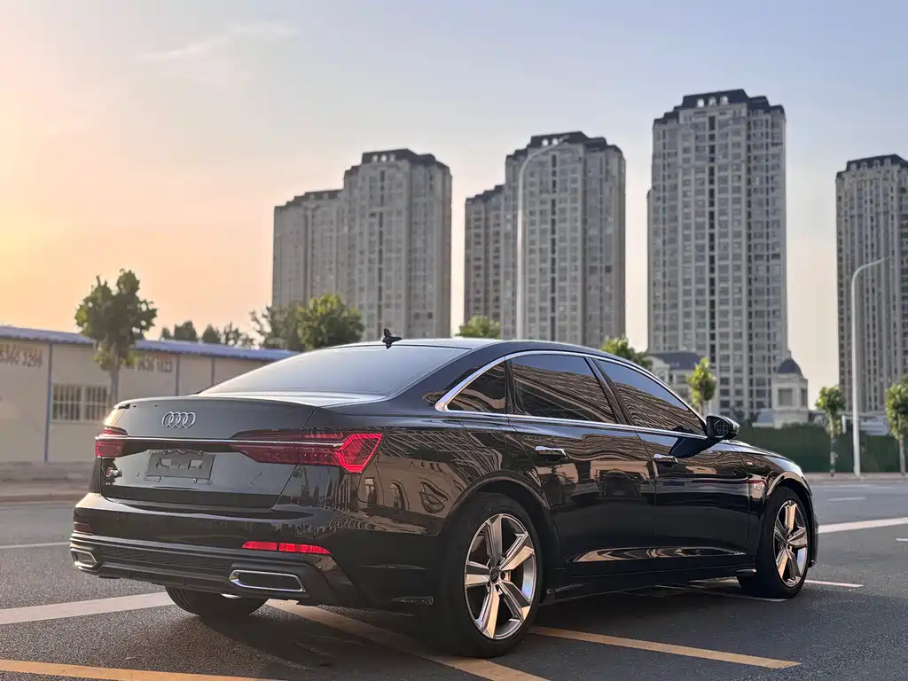 Audi A6L 2022 — фото 18