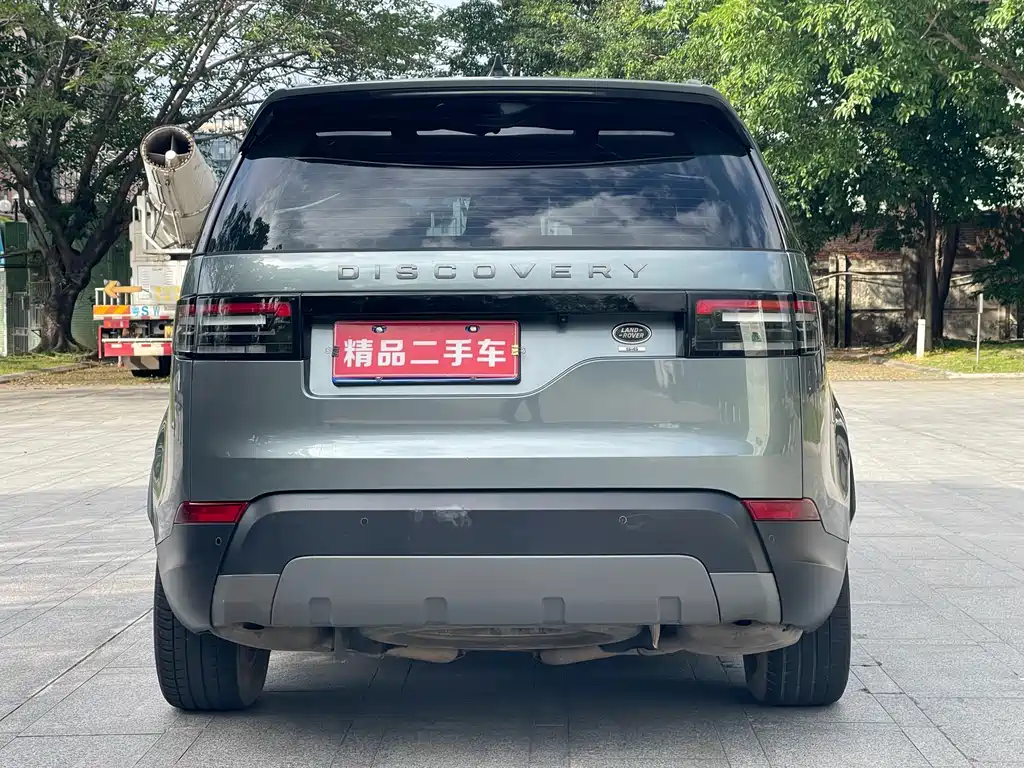 Land Rover Discovery 2018 — фото 9