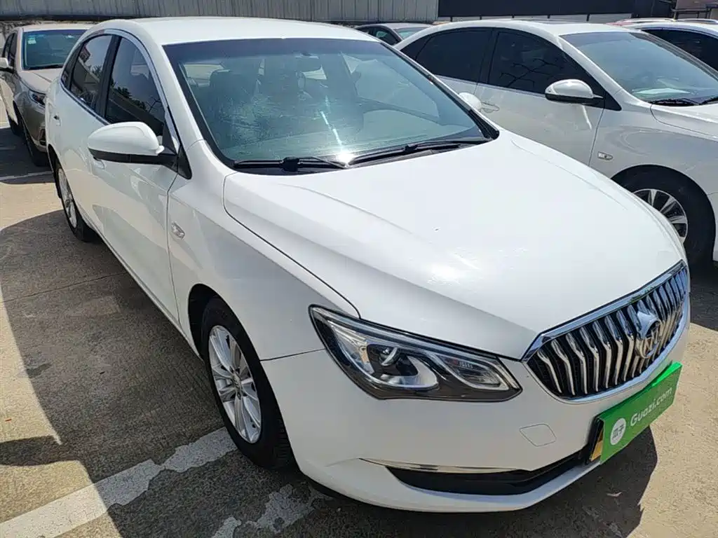 Buick Excelle 2016 — фото 4