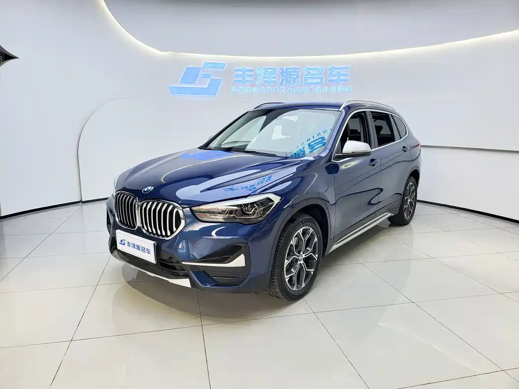 BMW X1 2021 — фото 1