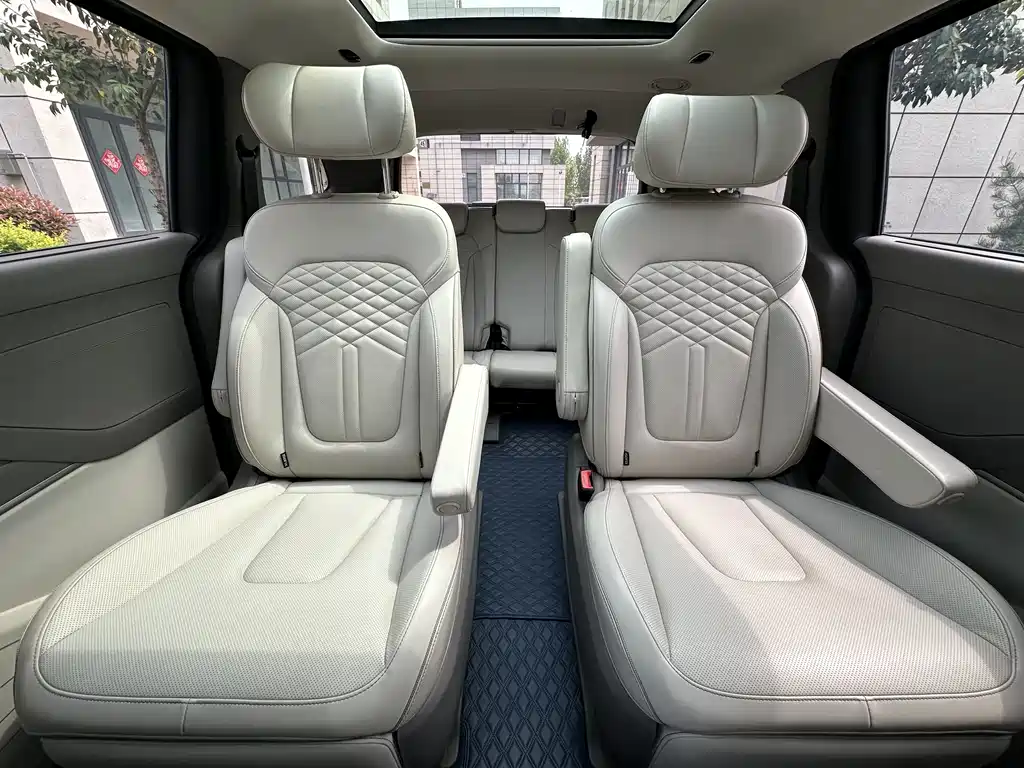 Hyundai Custo 2021 — фото 16
