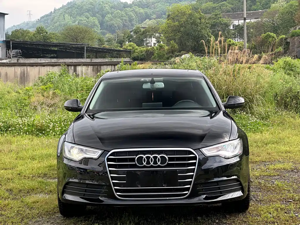 Audi A6L 2014 — фото 2