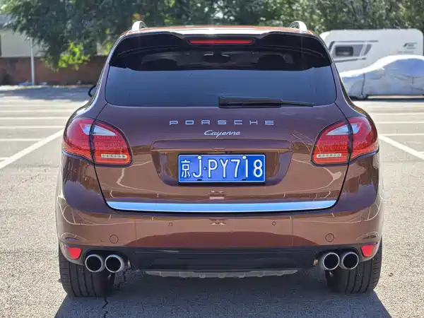 Porsche Cayenne 2014