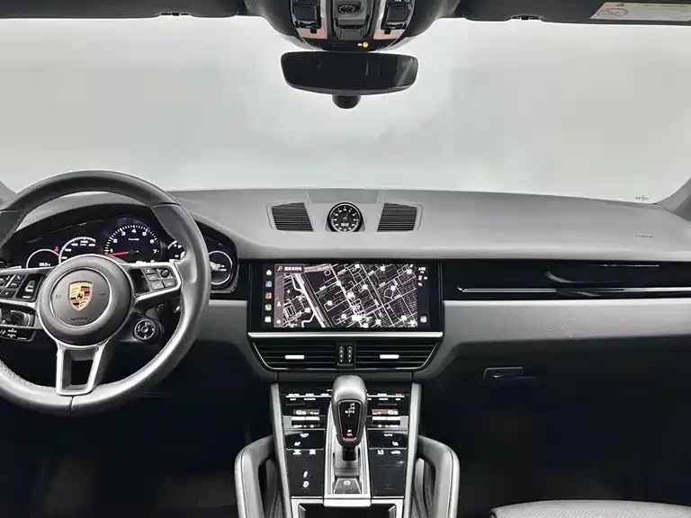 Porsche Cayenne 2023 — фото 12
