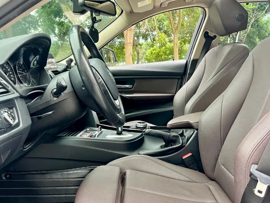 BMW 3 Series 2018