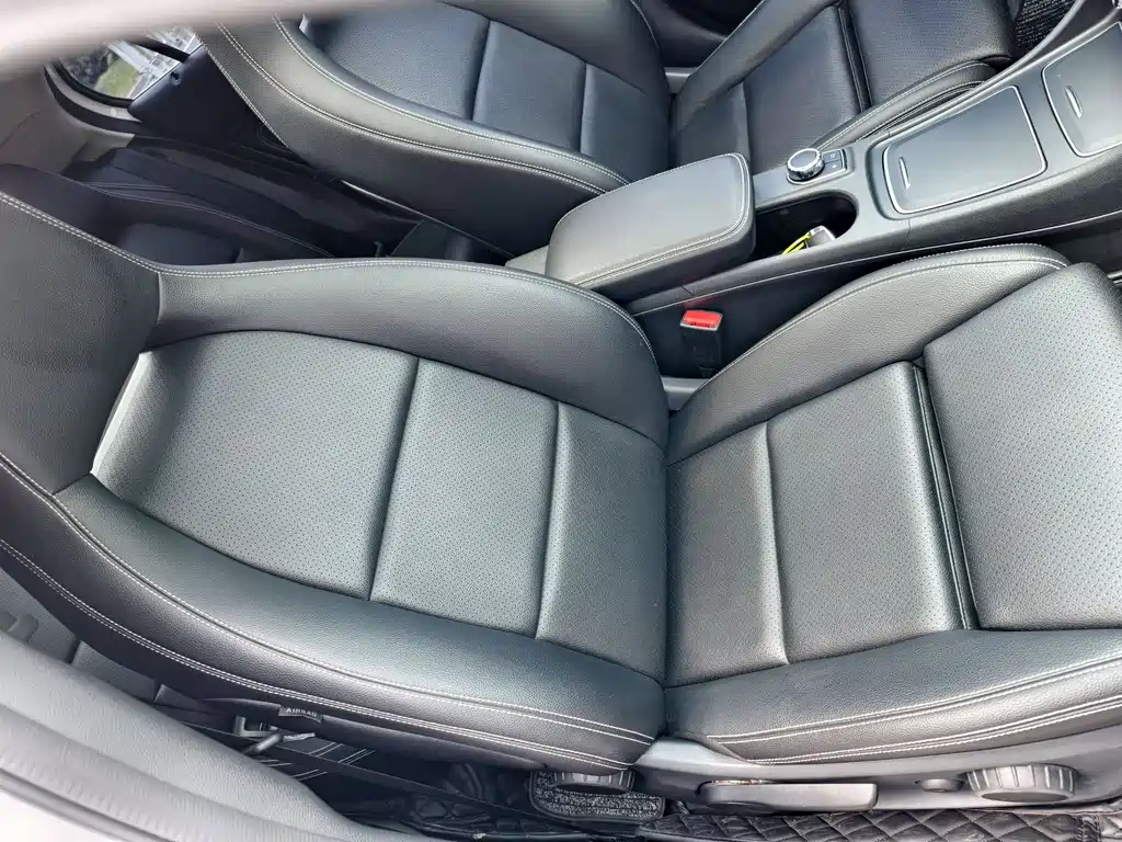 Mercedes-Benz GLA 2018 — фото 14