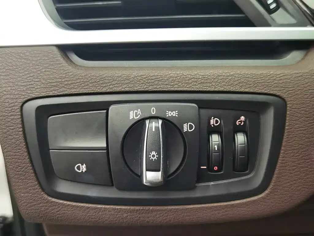 BMW X1 2020 — фото 21