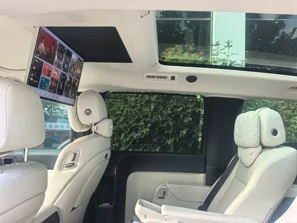 Li Auto MEGA 2025