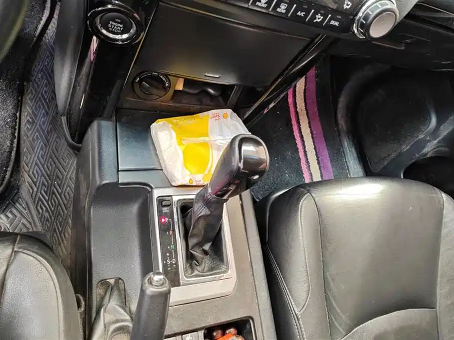 Toyota Prado 2017 — фото 16