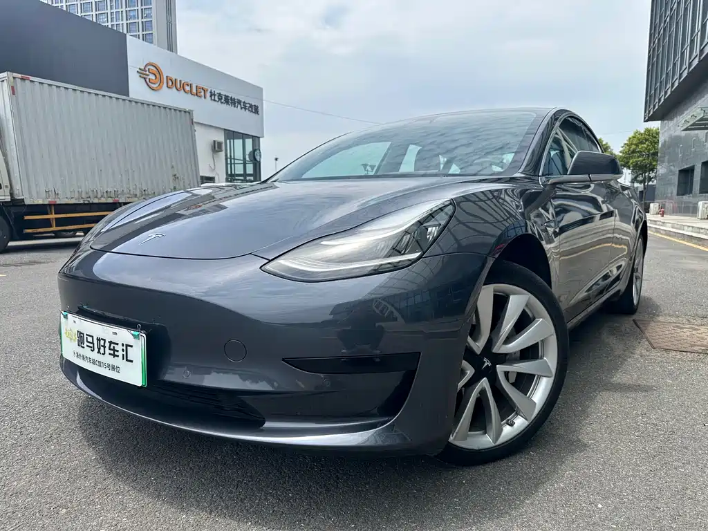 Tesla Model 3 2020 — фото 1