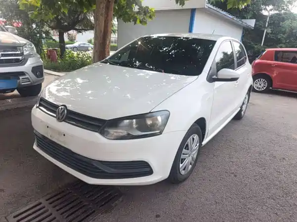 Volkswagen Polo 2015