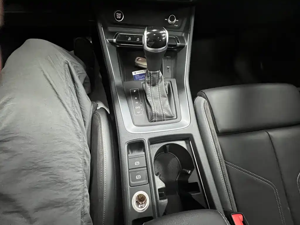 Audi Q3 Sportback 2021 — фото 25