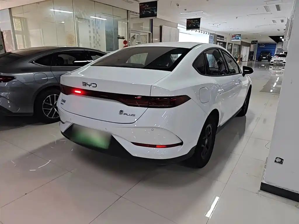 BYD Qin PLUS 2025 — фото 7