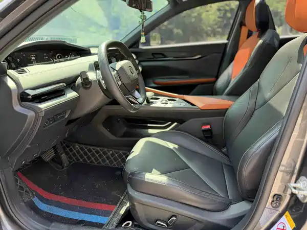 Changan UNI-V 2022