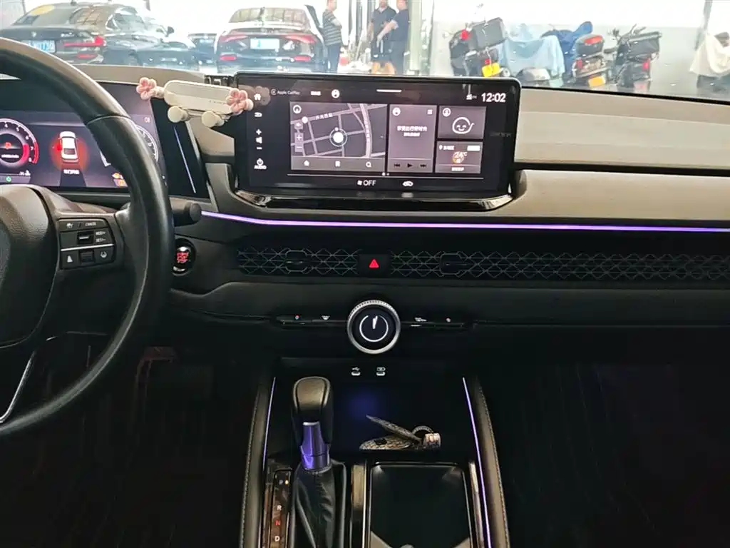 Honda Accord 2023 — фото 13