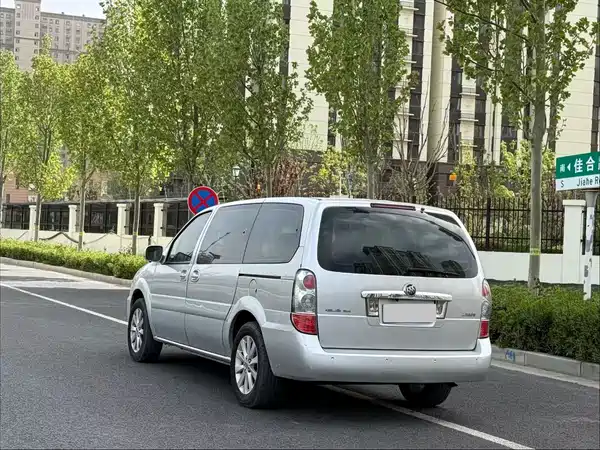 Buick GL8 2015