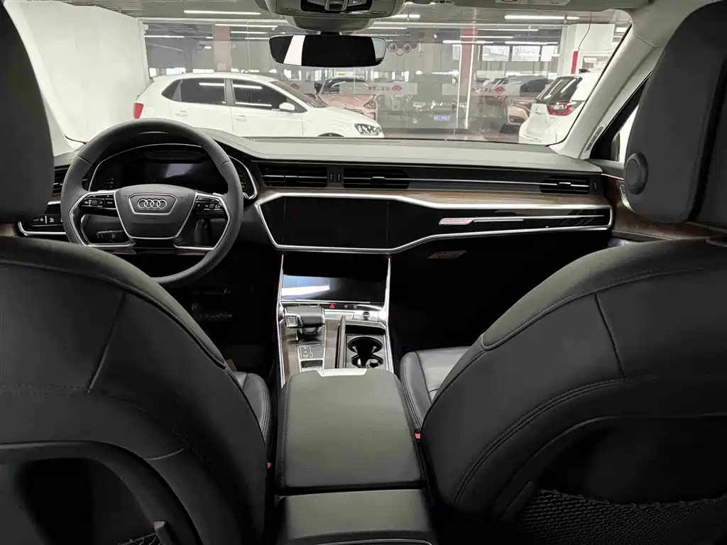 Audi A6 2021 — фото 20