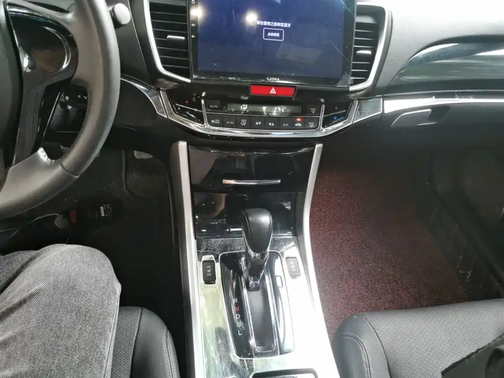 Honda Accord 2016 — фото 10