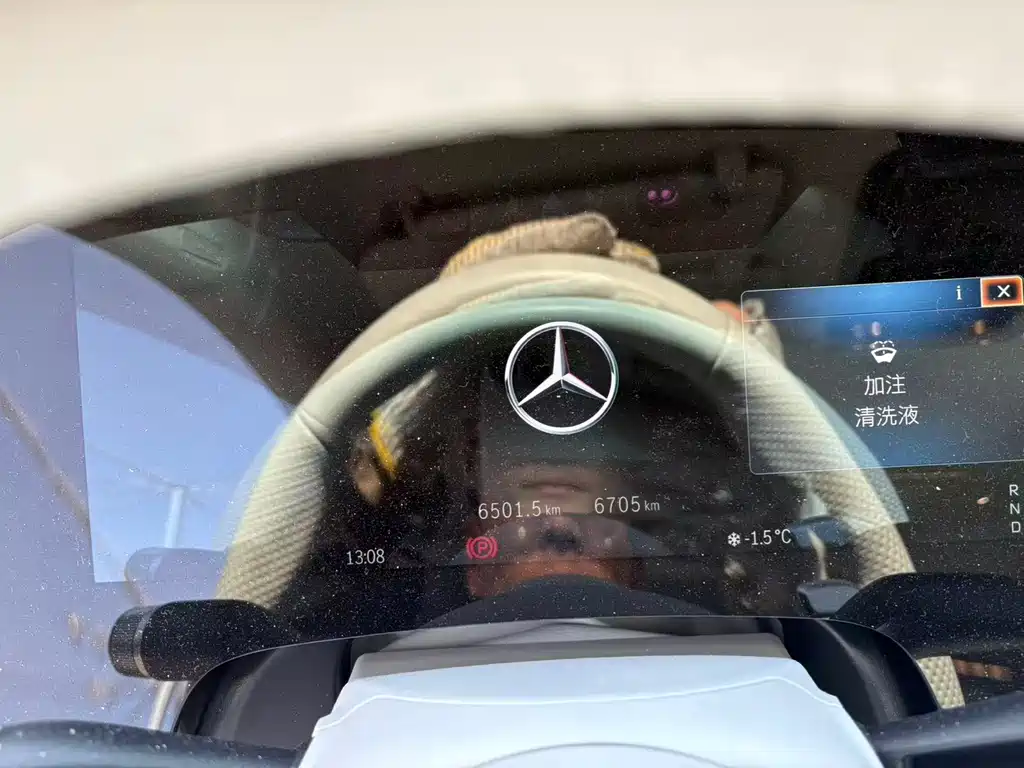 Mercedes-Benz EQS AMG 2025 — фото 13