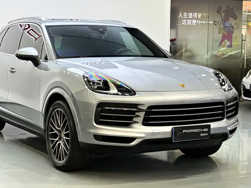 Porsche Cayenne 2022 — фото 10