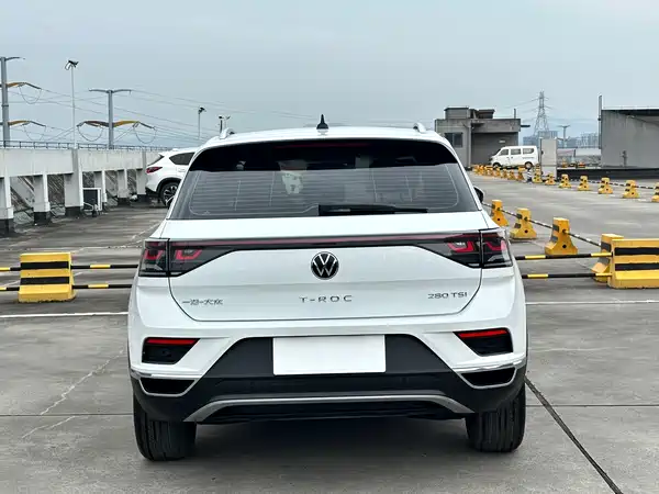 Volkswagen T-Roc 2024