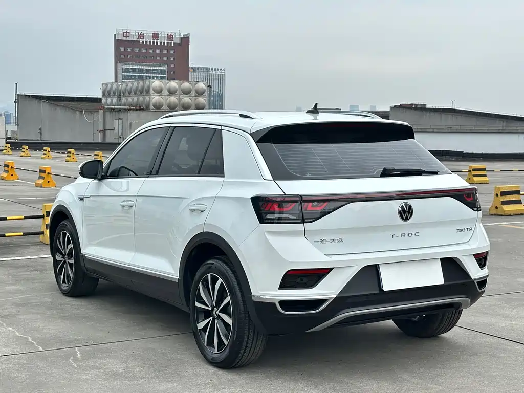 Volkswagen T-Roc 2024 — фото 8